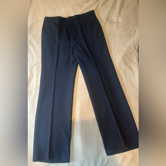 Men’s magic stretch navy pinstriped 3 piece suit - Picture 6 of 7